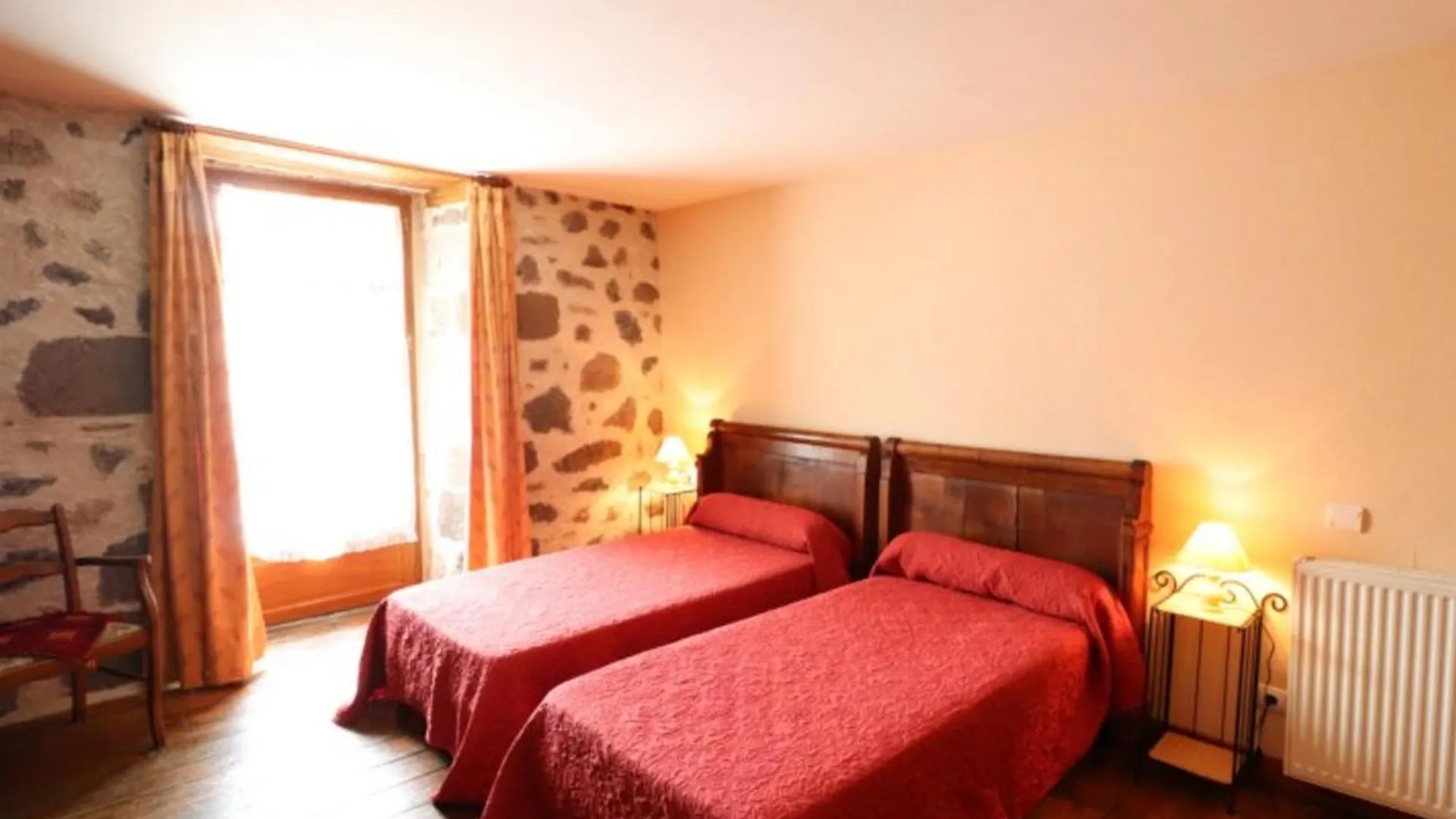 Maison De Charme Avec Jardin, Proche Station Super-Lioran, Ideale Pour Famille Et Activites Nature - Fr-1-742-467 Thiézac 0*,  Francie